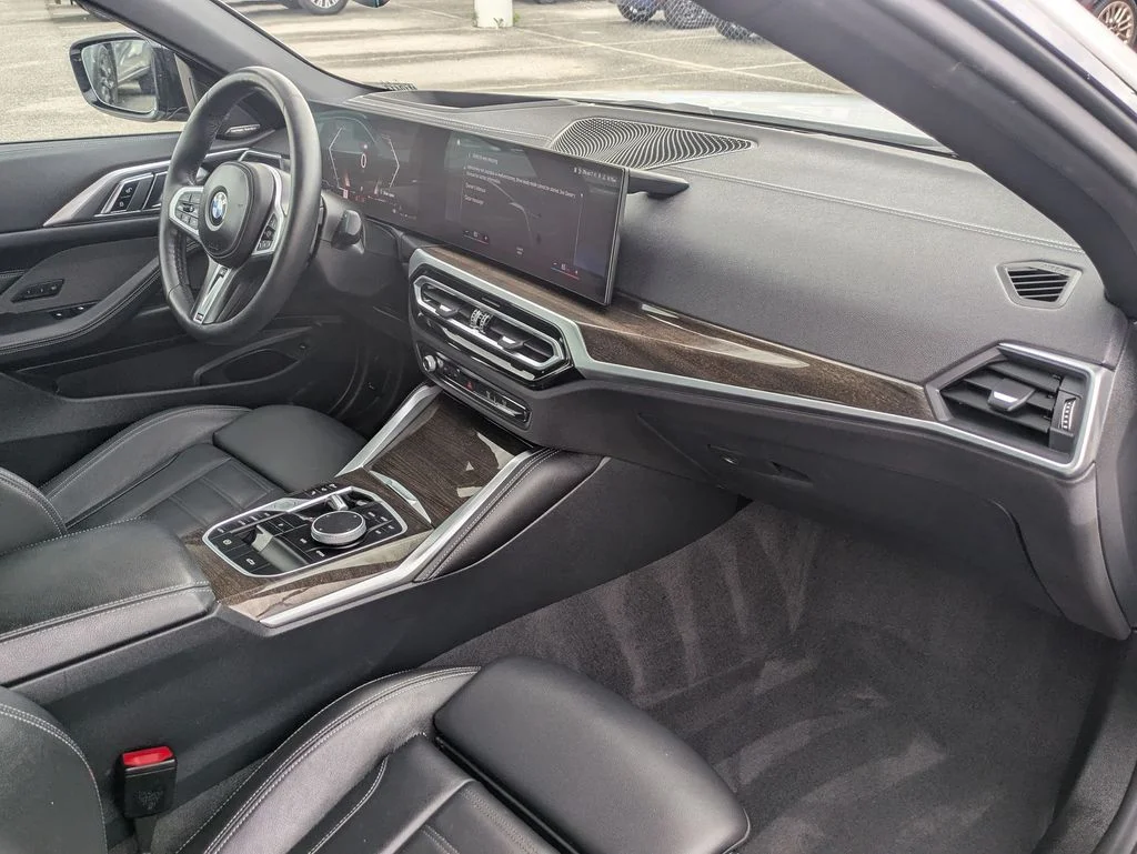 Used 2024 White BMW M440i image 23