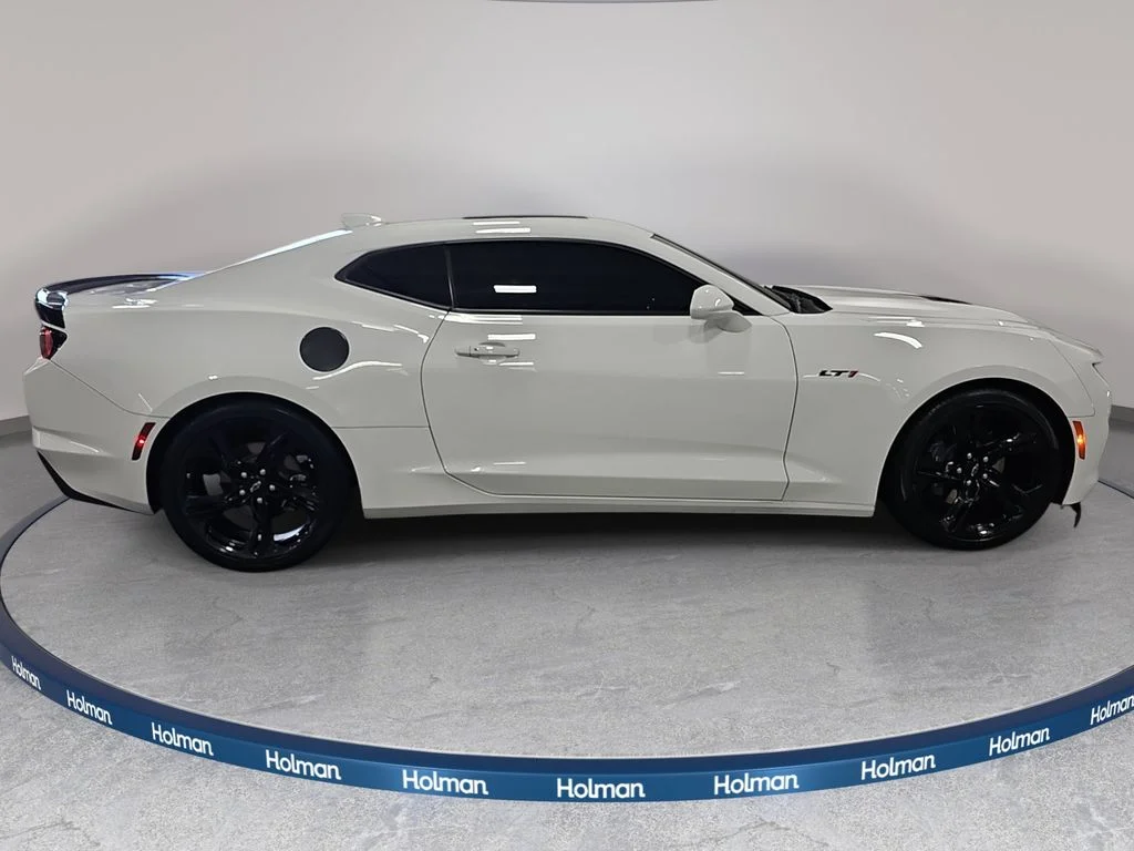 Used 2023 White Chevrolet LT1 image 5