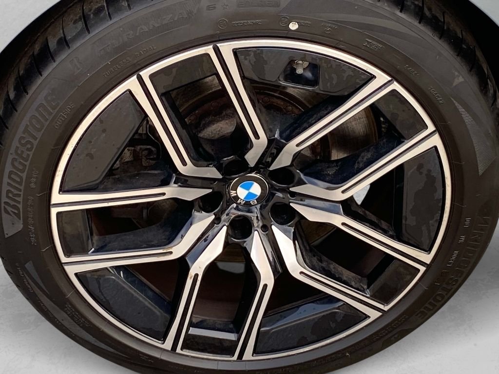 Used 2023 Gray BMW 760i xDrive image 26
