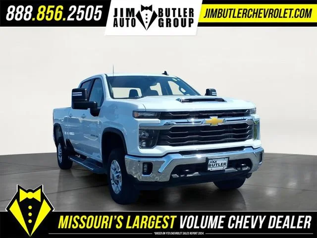 Used 2025 Summit White Chevrolet LT image 6