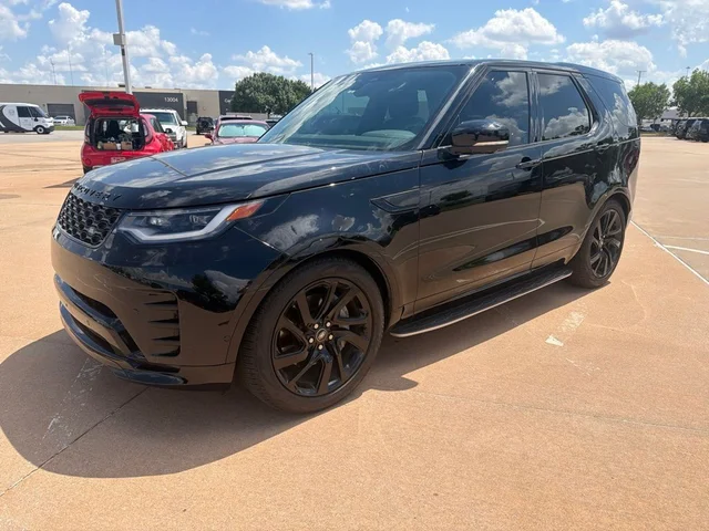 2024 Land Rover Discovery Dynamic SE