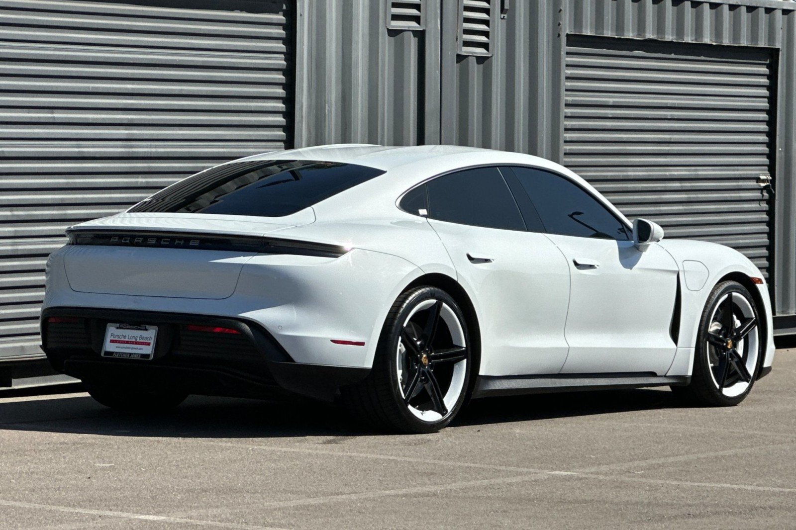 Certified Used 2022 Carrara White Metallic Porsche  image 8