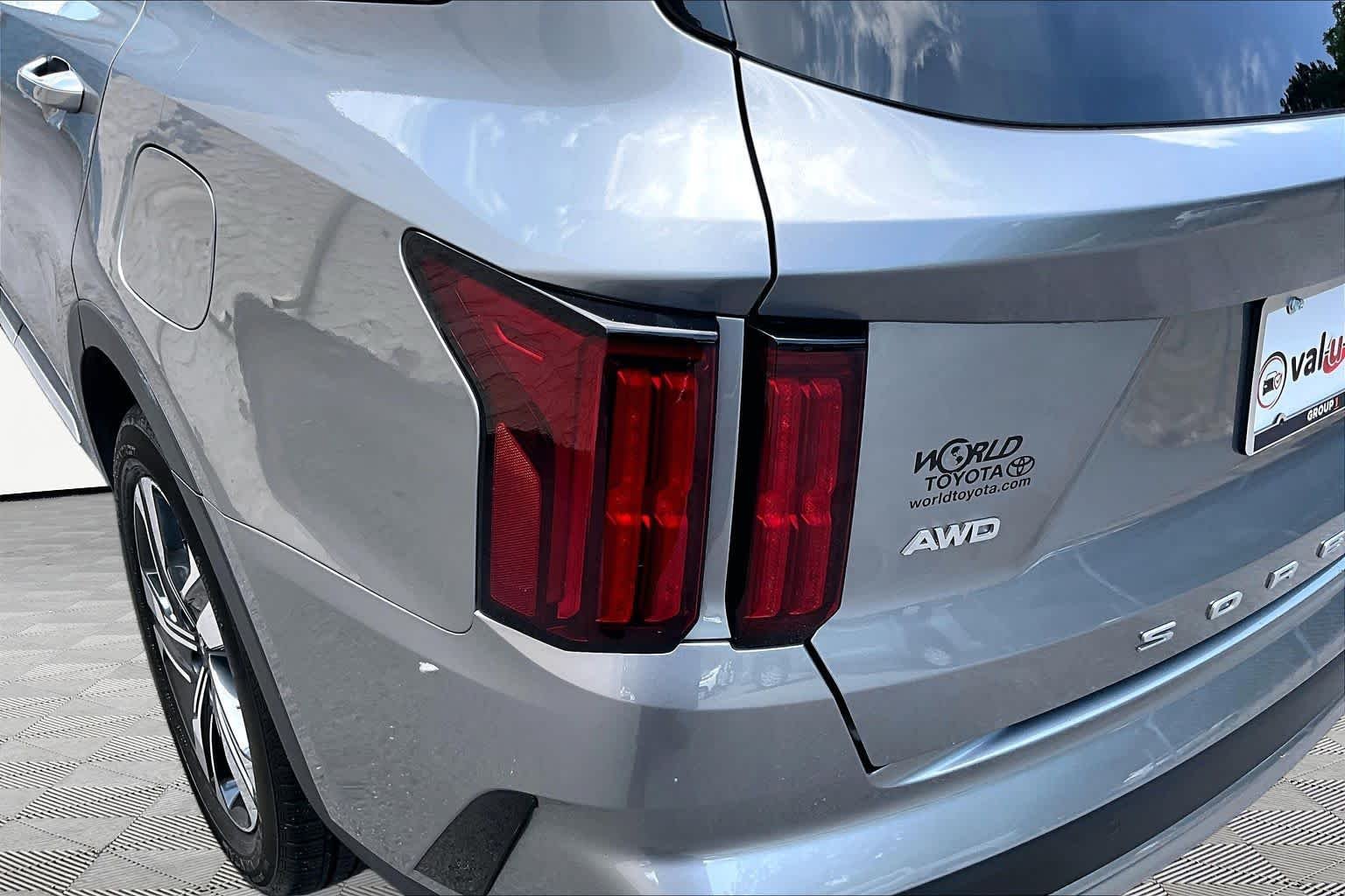Used 2022 Steel Gray Kia SX Prestige image 29