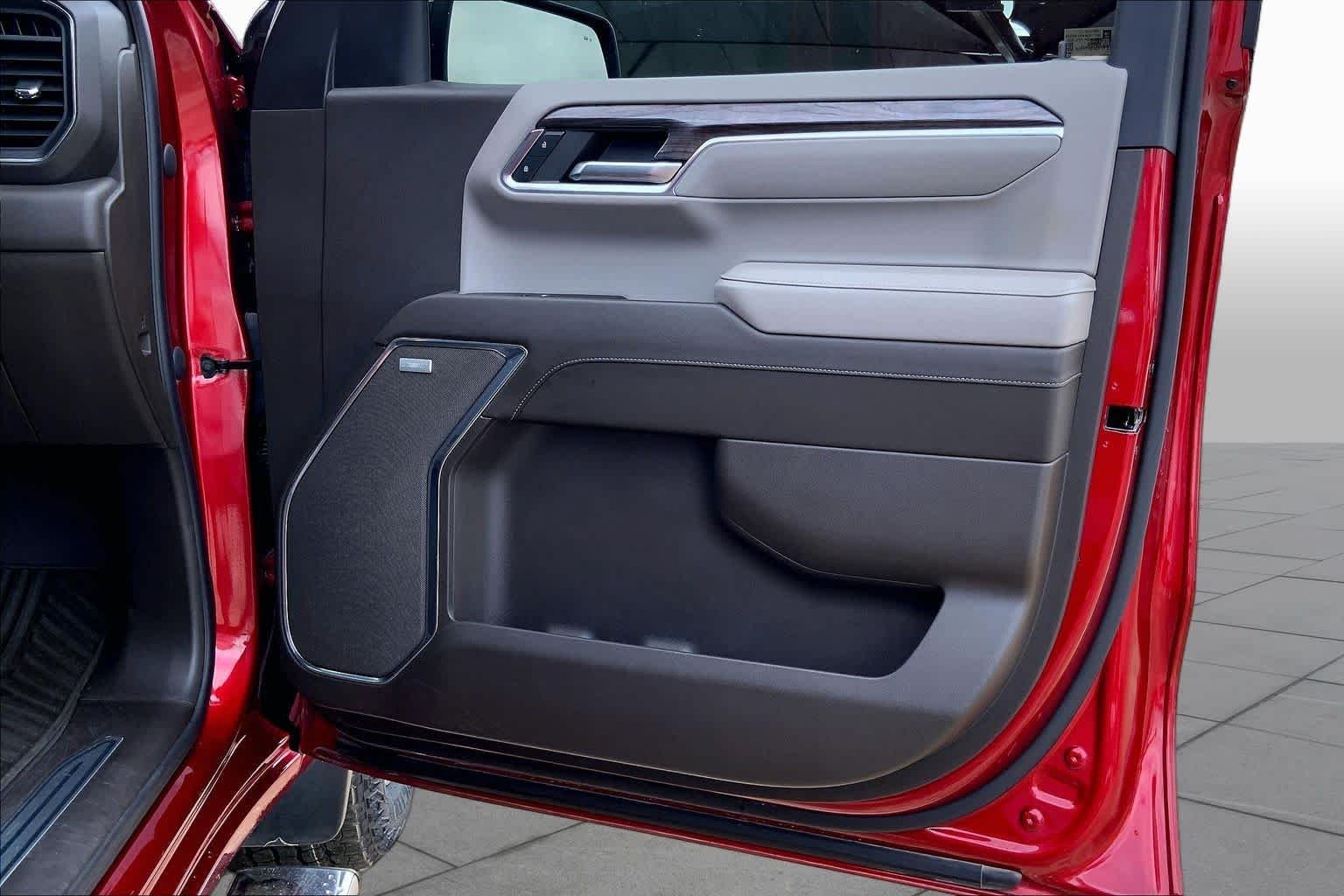 2023 Chevrolet Silverado 1500 LTZ - Photo 22