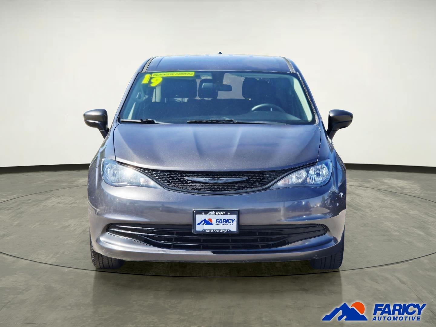 Used 2019 GRAY CHRYSLER L image 7