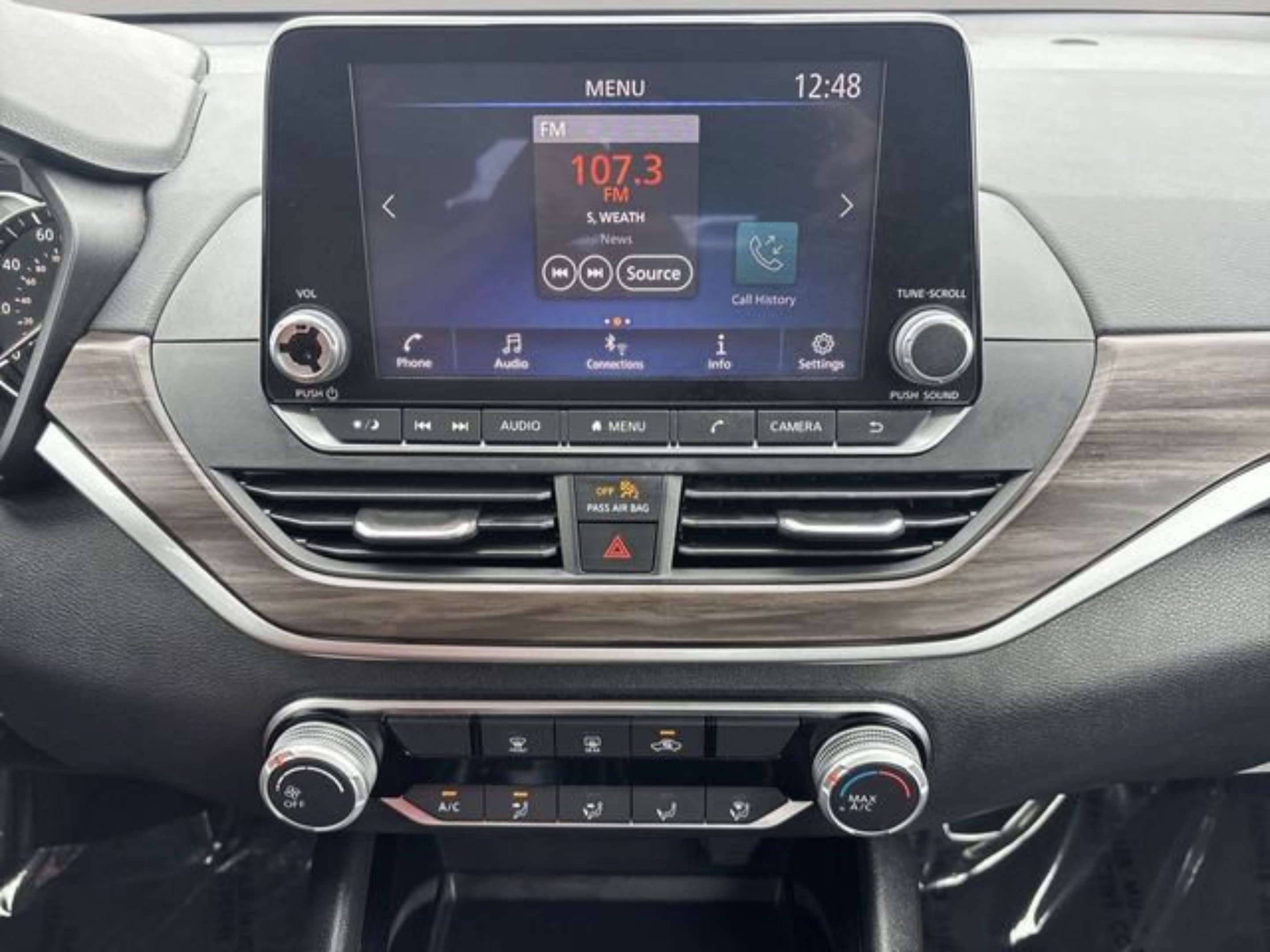 2024 Nissan Altima SV - Photo 17