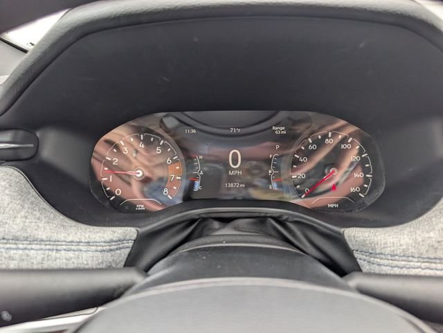 Used 2023 Blue Jeep Sport image 15
