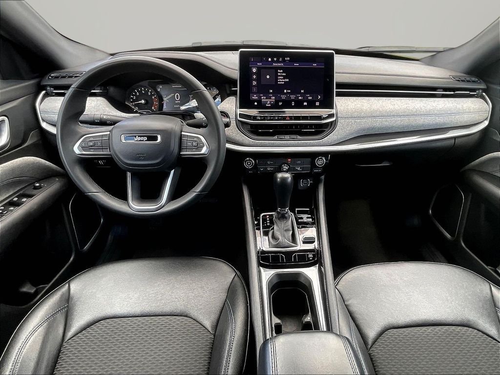 Used 2024 Black Jeep Latitude image 9