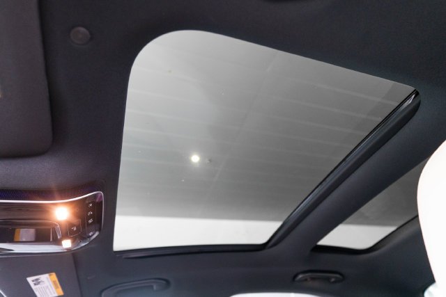New 2026 Polar White Mercedes-Benz C 300 image 55
