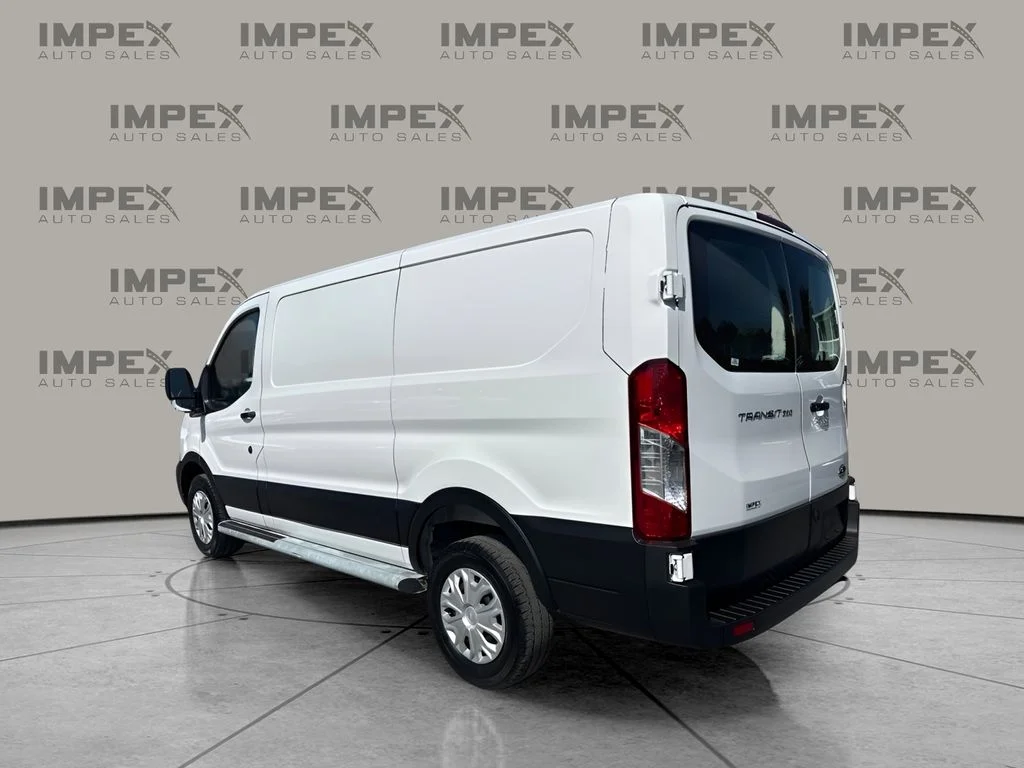 Used 2025 White Ford Base image 3