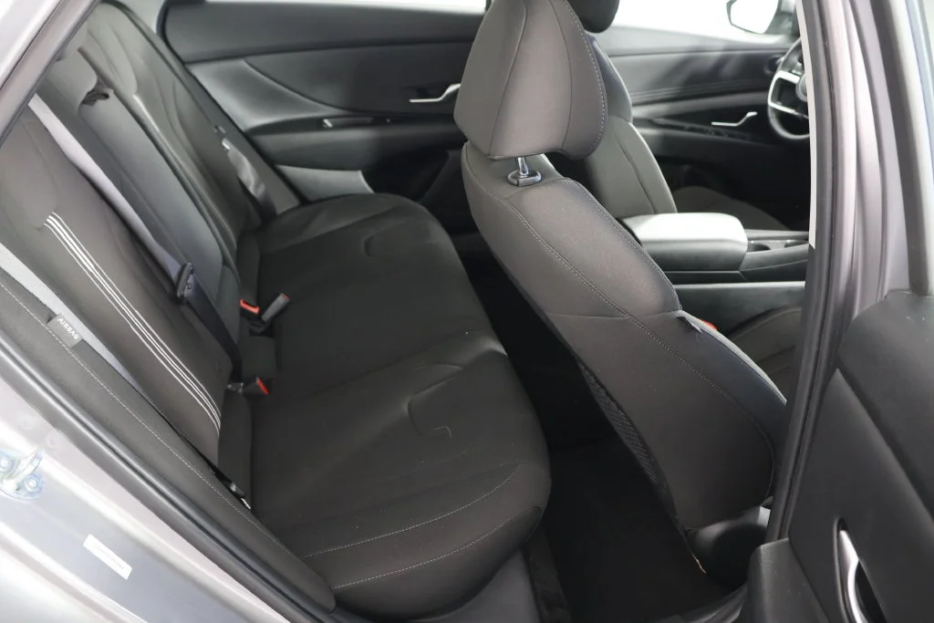 Used 2025 Fluid Metal Hyundai SEL Convenience image 22
