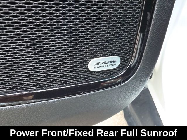 Used 2024 White Jeep Limited image 16