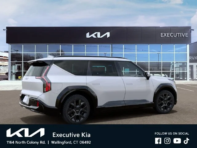 New 2026 White Kia Land image 6