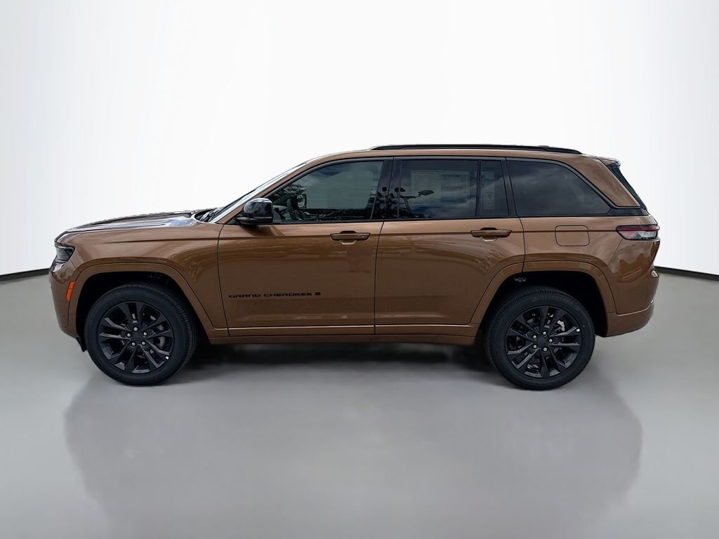 New 2026 Copper Shino Metallic Clear-Coat Exterior Paint Jeep Limited Reserve image 7