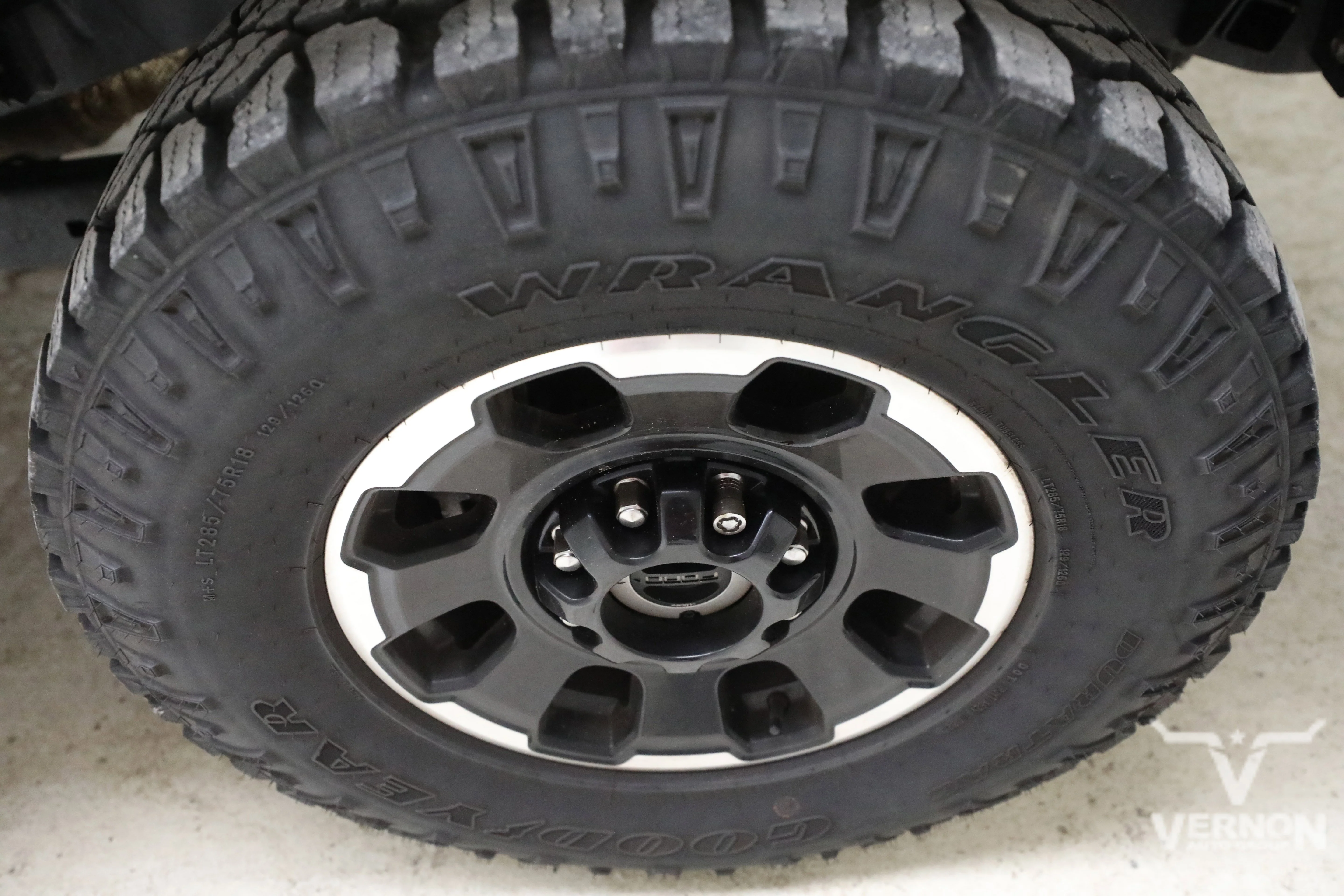 Pre-Owned 2025 Ford Super Duty F-250 XLT Crew Cab 4x4 Tremor