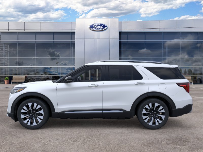 New 2026 Star White Metallic Tri-Coat Ford Platinum image 3