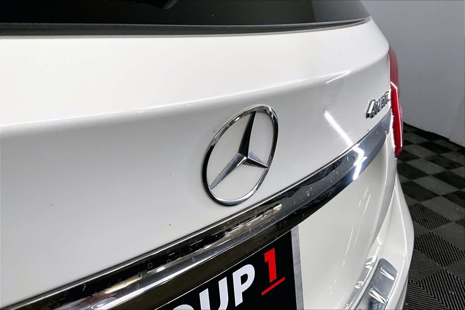 Used 2017 Cirrus White Mercedes-Benz GLA 250 image 30