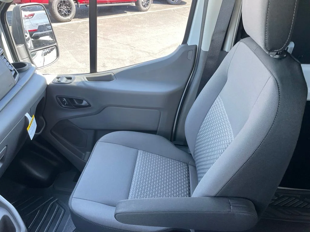 New 2026 Oxford White Ford Cargo Van image 20