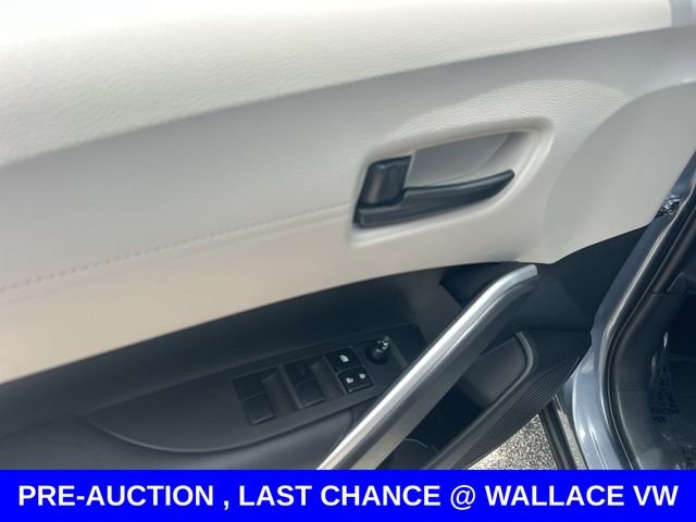 Used 2024 Blue Toyota L image 19