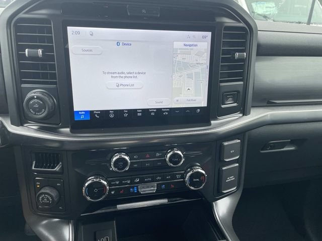 New 2026 Agate Black Metallic Ford Lariat® image 9