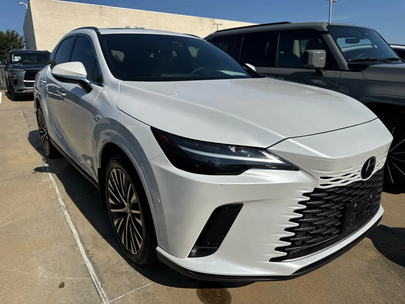 Used 2026 Eminent White Pearl Lexus Premium+ image 2