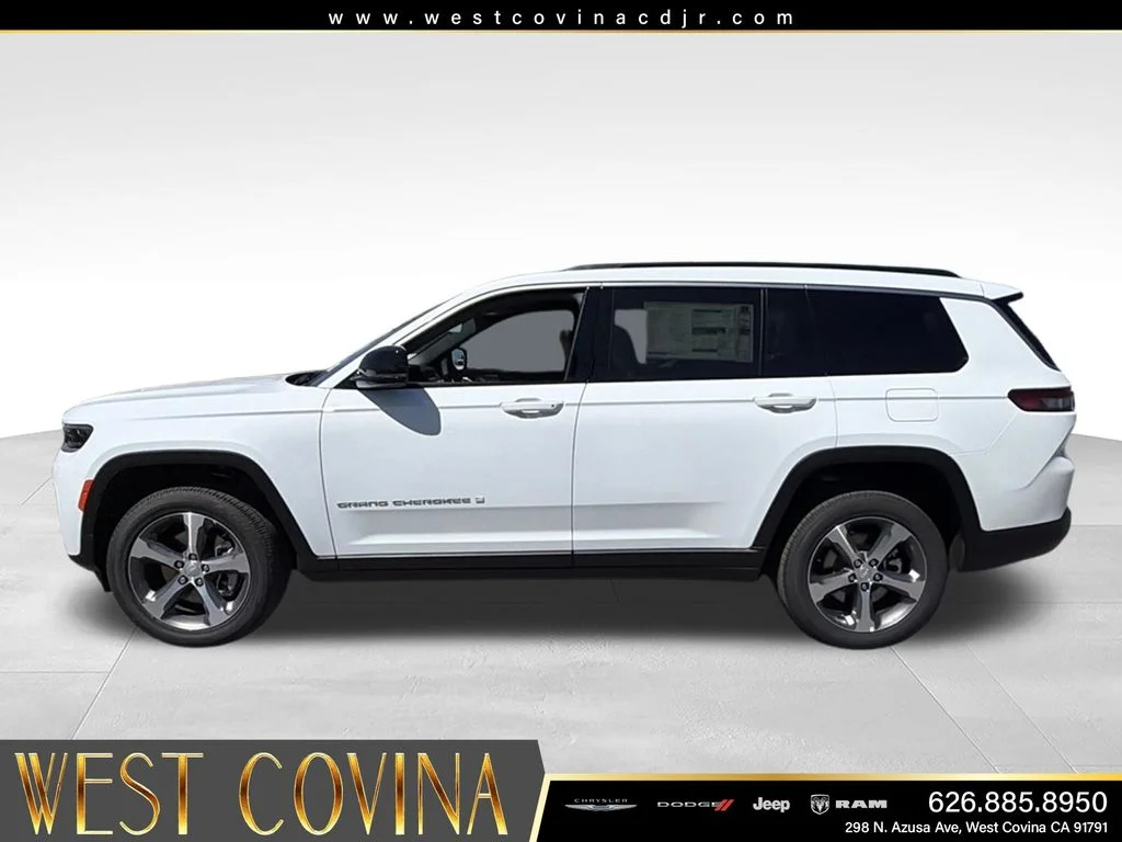 New 2026 Bright White Clear-Coat Exterior Paint Jeep Limited image 12