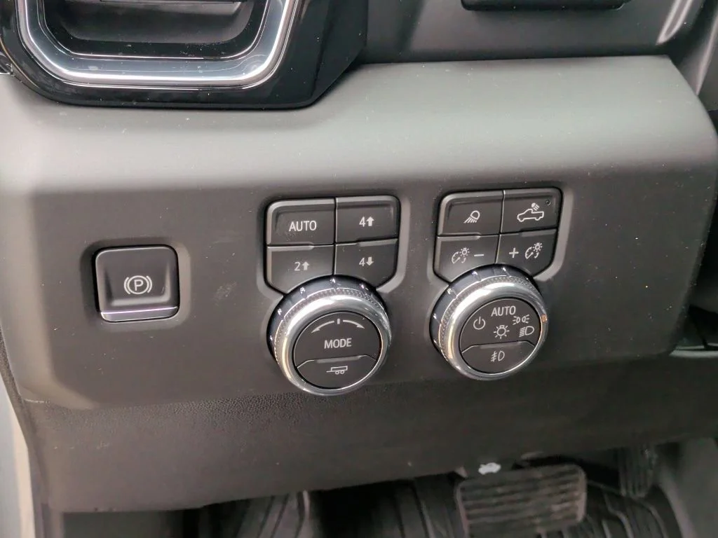 2026 GMC Sierra 1500 Denali - Photo 17