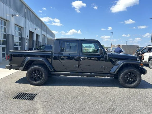 Used 2022 Black Jeep Willys image 14