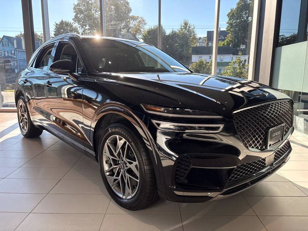 2024 GENESIS GV70 Standard
