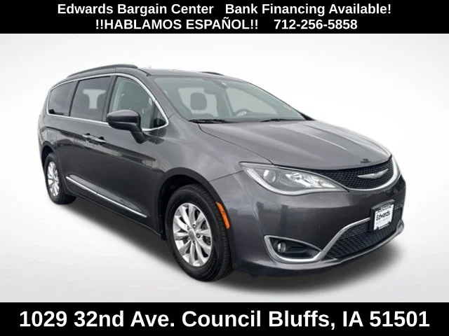 2017 Chrysler Pacifica Touring L
