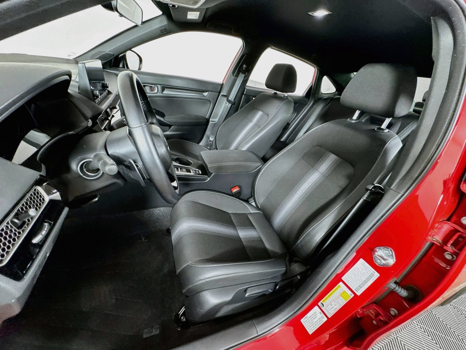 2025 Honda Civic Sport - Photo 31