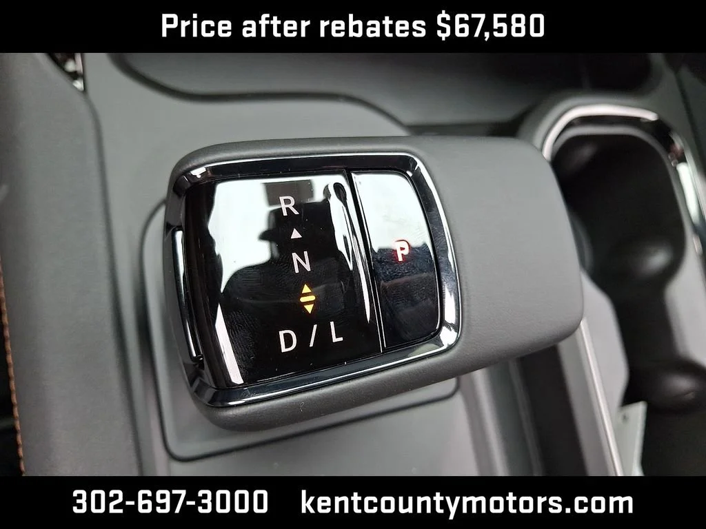 2026 GMC Sierra 1500 AT4 - Photo 17