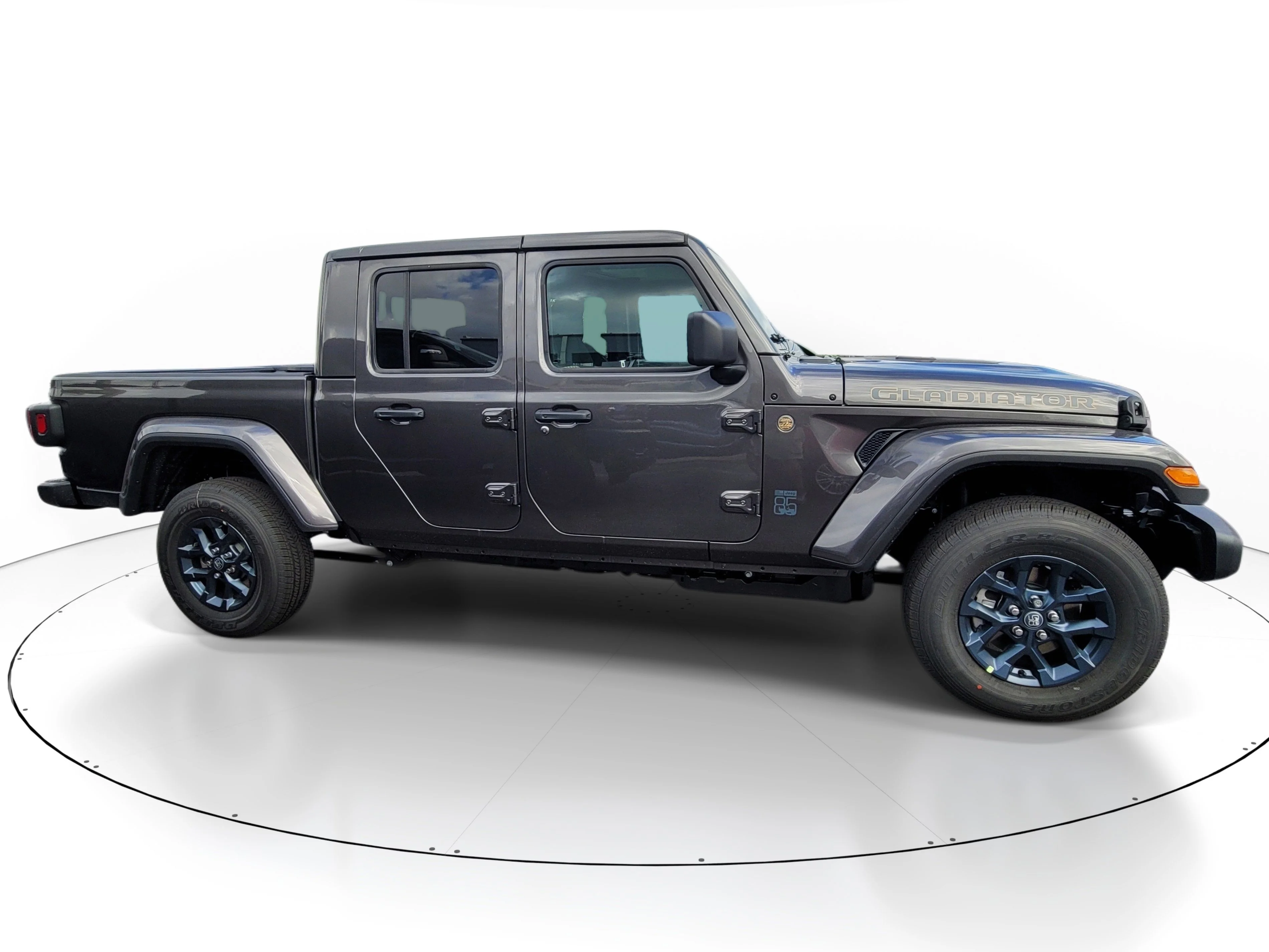 New 2026 Granite Crystal Metallic Clearcoat Jeep 85th Anniversary Edition image 5