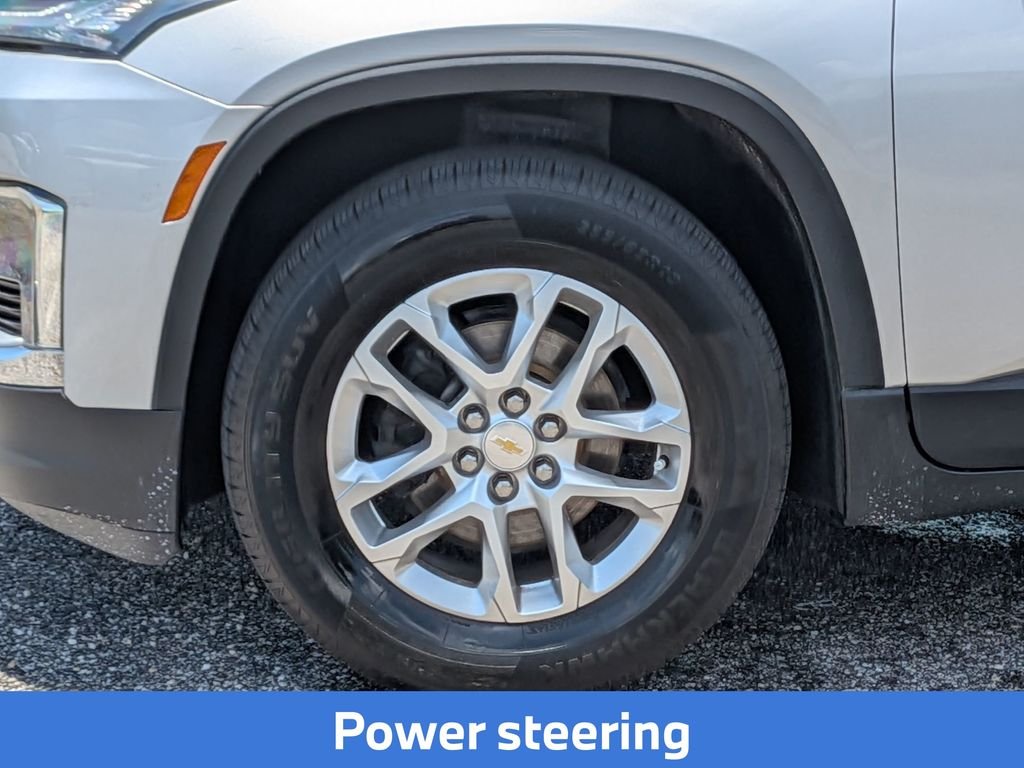 Used 2022 Silver Chevrolet LS image 13
