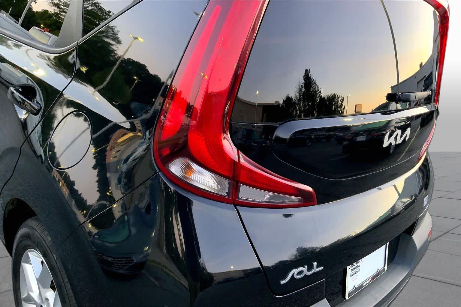 Used 2022 Cherry Black Kia LX image 26