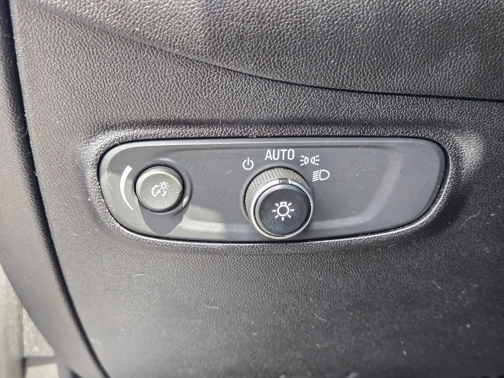 Used 2019 Blue Chevrolet LT image 21