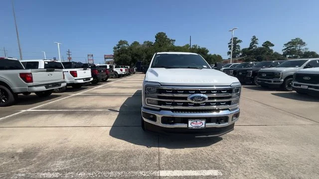 New 2026 Oxford White Ford Lariat image 4