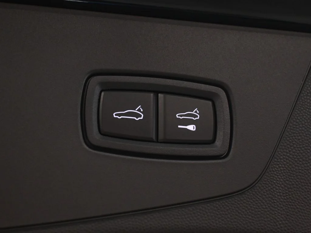 2026 Porsche Cayenne Turbo Electric - Photo 44