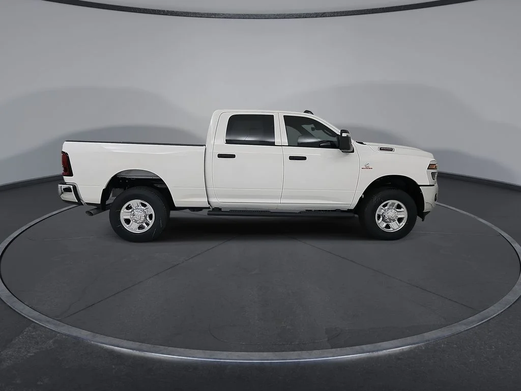 New 2026 Bright White Clear-Coat Exterior Paint RAM Tradesman image 9