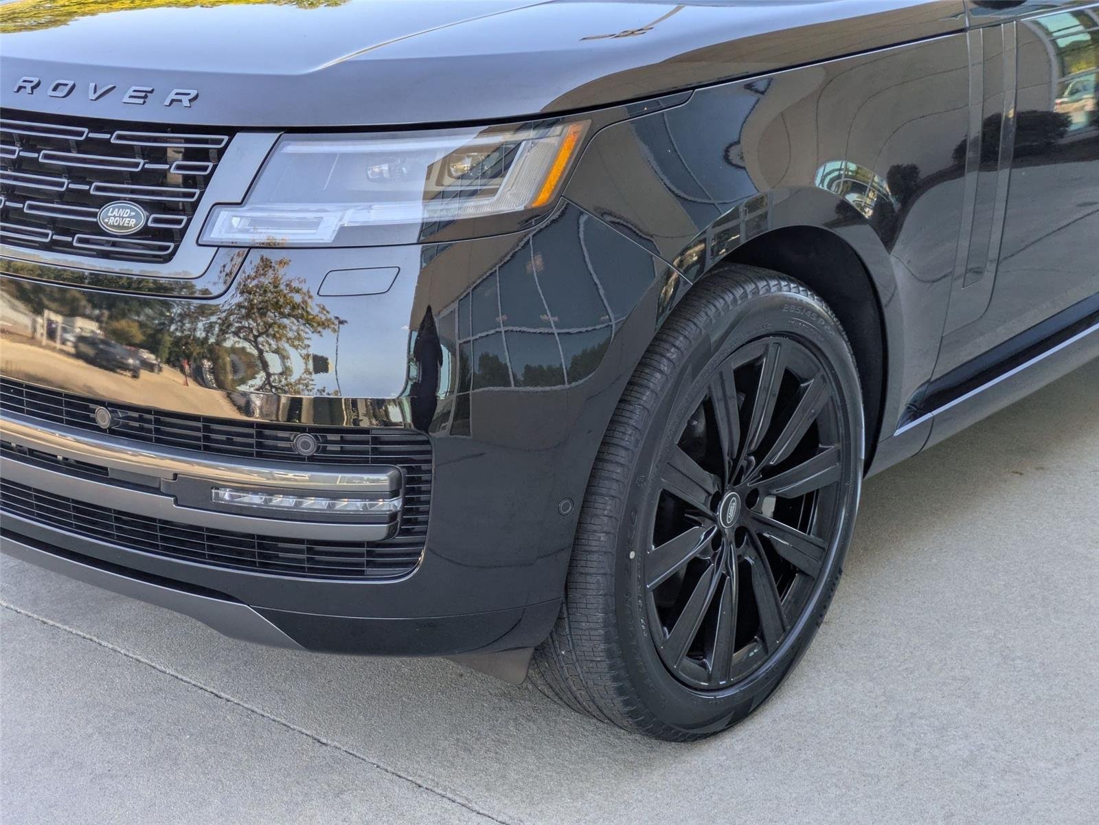2023 Land Rover Range Rover SE - Photo 9