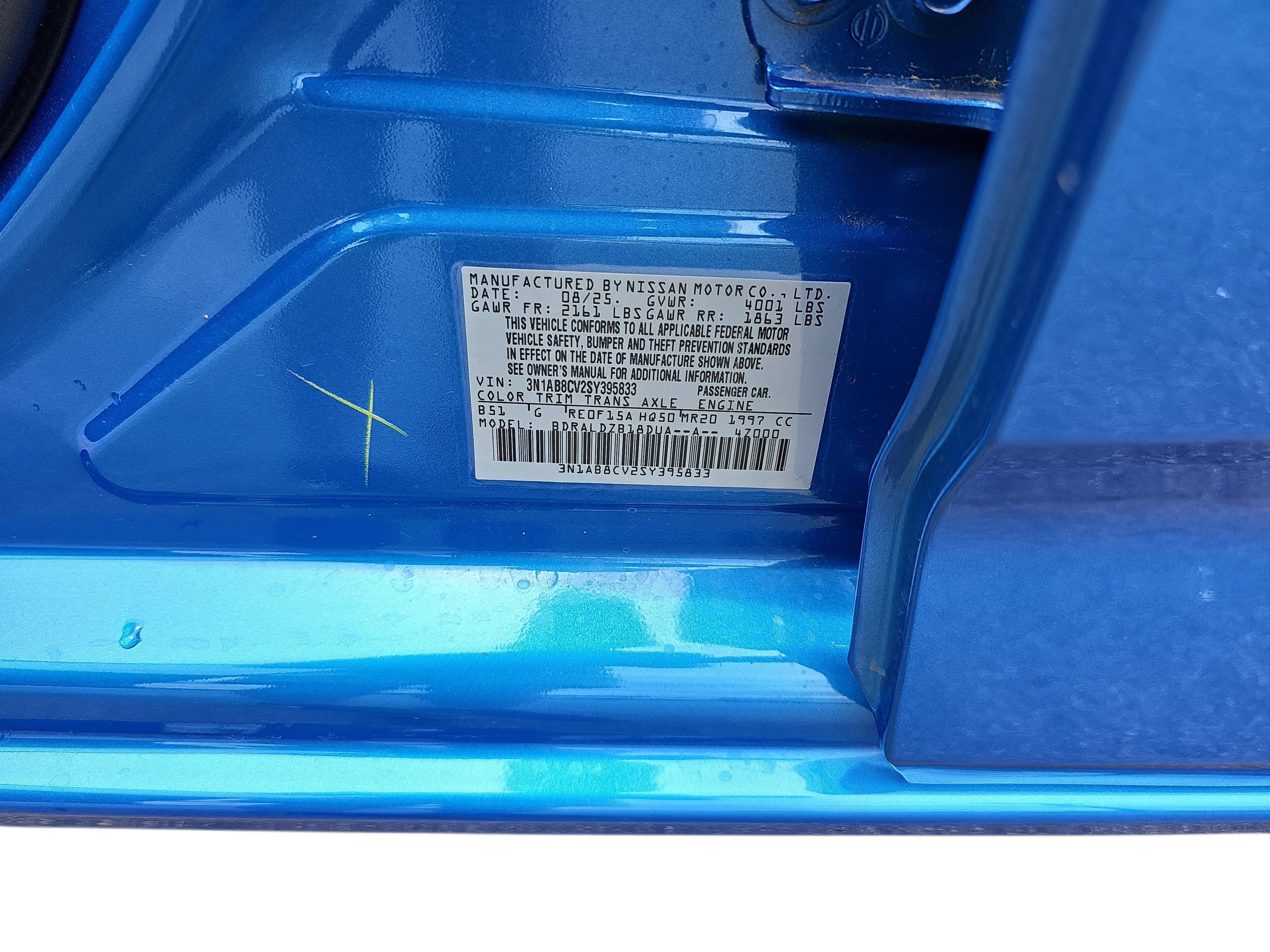 Used 2025 Electric Blue Metallic Nissan SV image 27