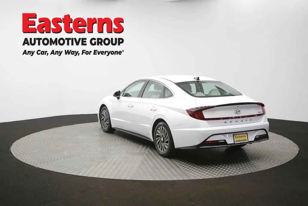 Used 2023 White Hyundai SEL image 64