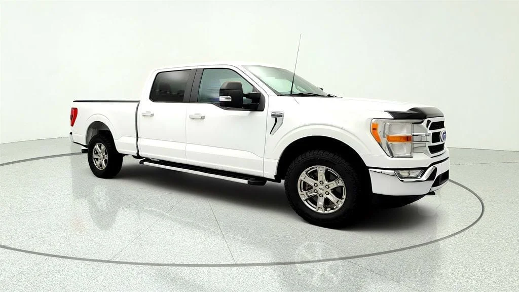 Used 2022 Oxford White Ford XLT 4WD SuperCrew 6.5
