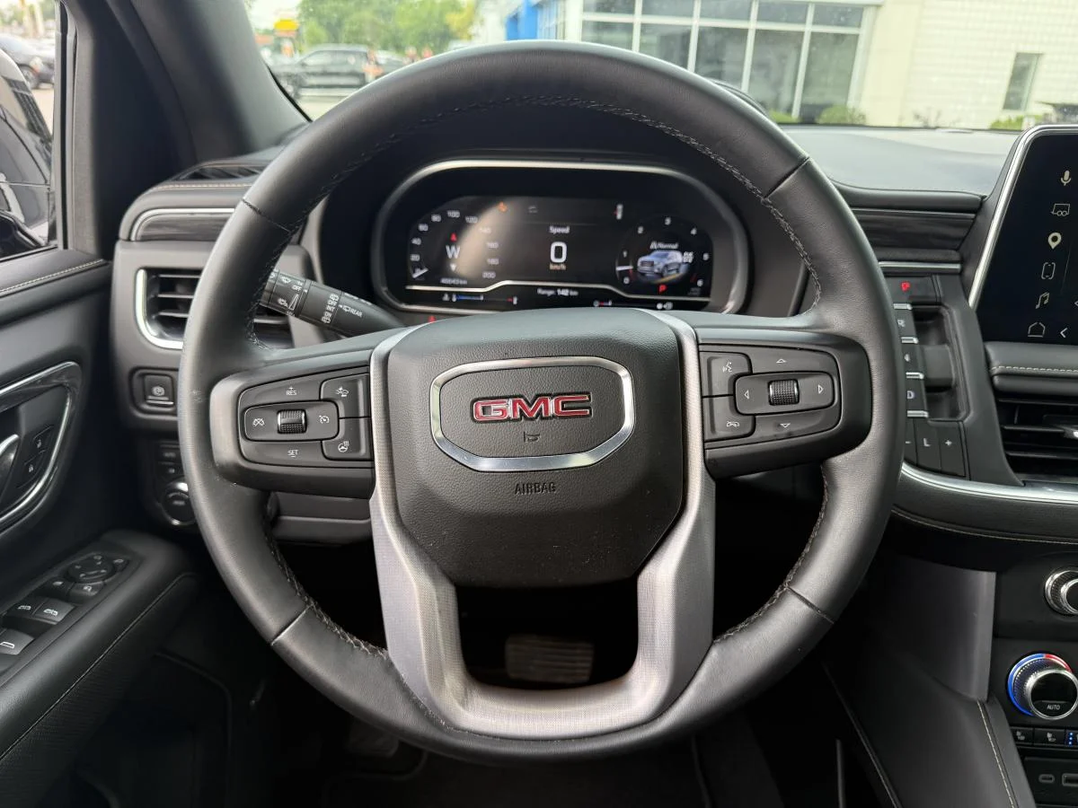 Certified Used 2023 Black GMC 4x4 Slt image 15