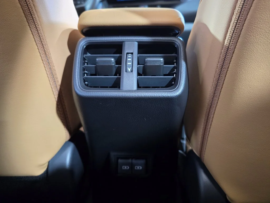 Used 2025 White Lexus 300h Premium image 28