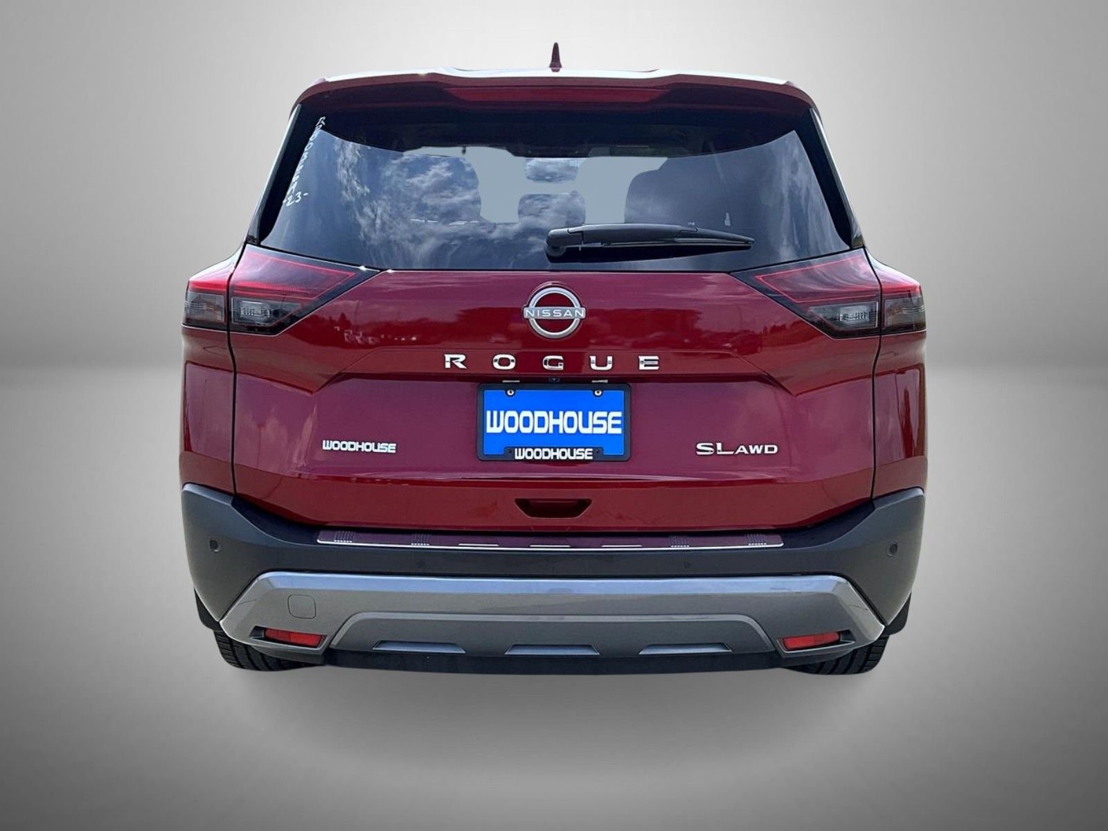 Used 2023 Red Nissan SL image 6