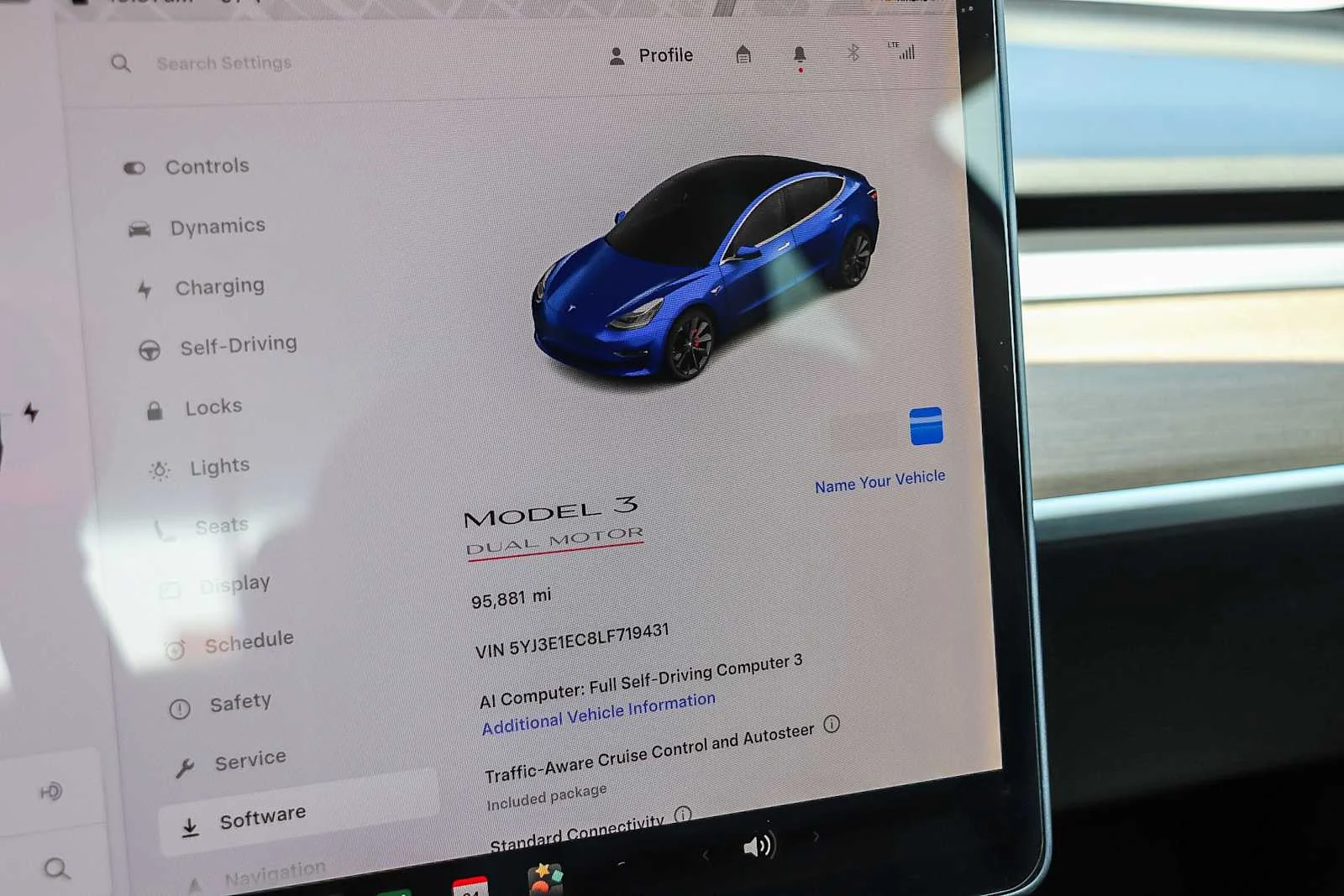 Used 2020  Tesla Performance image 27