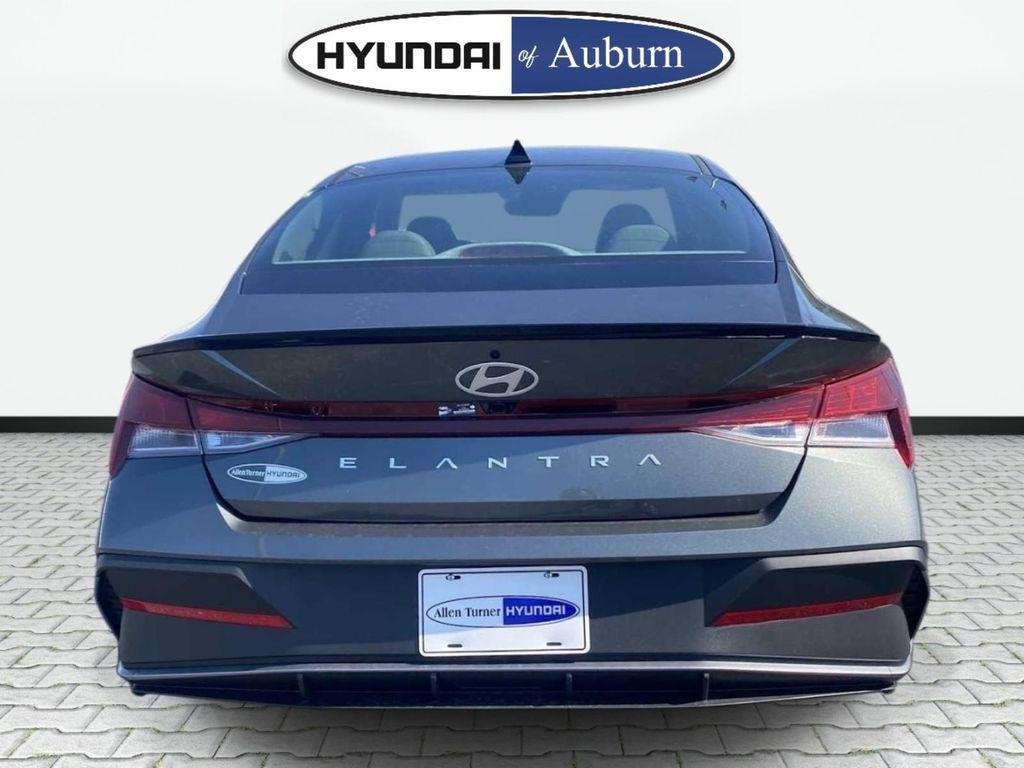 New 2026 Gray Hyundai SEL Sport image 6