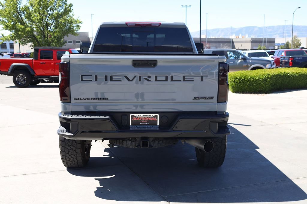 Used 2025 Slate Gray Metallic Chevrolet ZR2 image 5