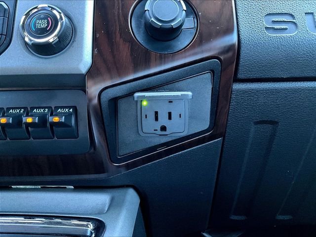 Used 2015 Black Ford Lariat image 20